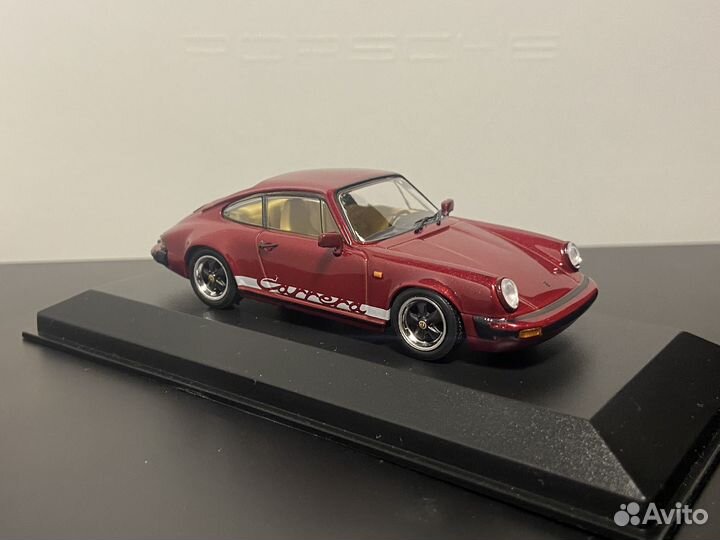 Porsche 911 Carrera 1:43