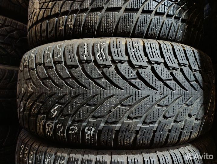 Nokian Tyres WR SUV 4 235/55 R18