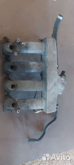 Впускной коллектор на Volkswagen Passat B5