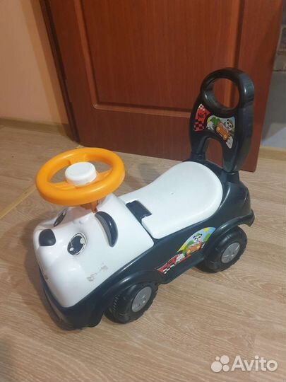Машинка каталка толокар