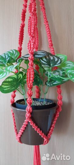 Подвесное кашпо для цветов. Макраме, ручная работа