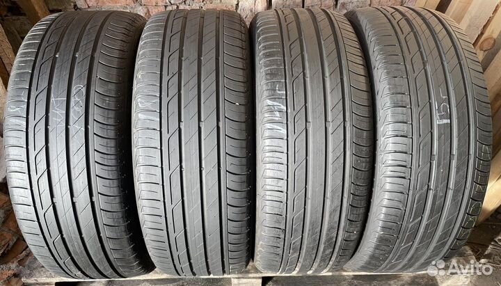Bridgestone Turanza T001 225/55 R17
