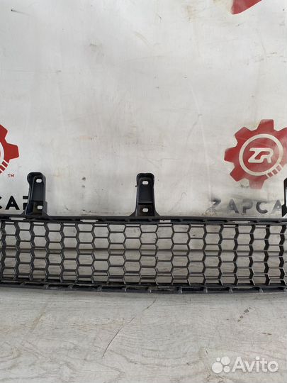 Lexus LX570 Sport 2 Решетка бампера передняя