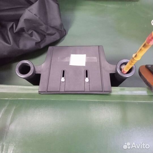 Держатель для спининга в лодку
