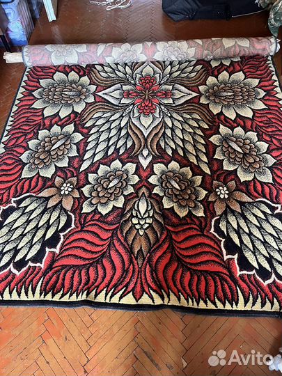 Ковер шерстяной