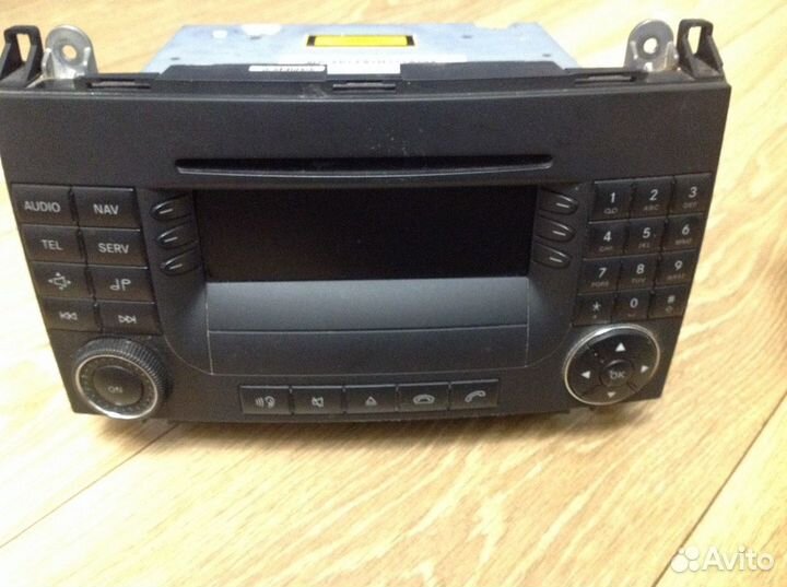 Магнитола фольксваген крафтер RNS 4001.оригинал