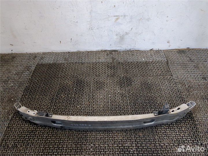 Усилитель бампера Audi A4 (B9), 2016