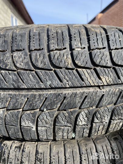 Michelin X-Ice 185/65 R15