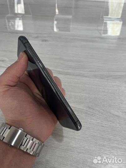 iPhone X, 64 ГБ