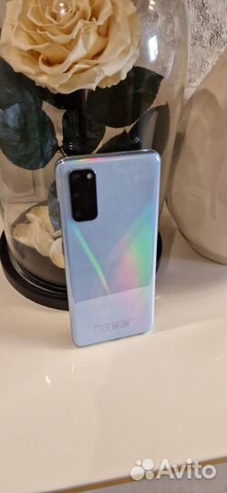 Samsung Galaxy S20, 8/128 ГБ