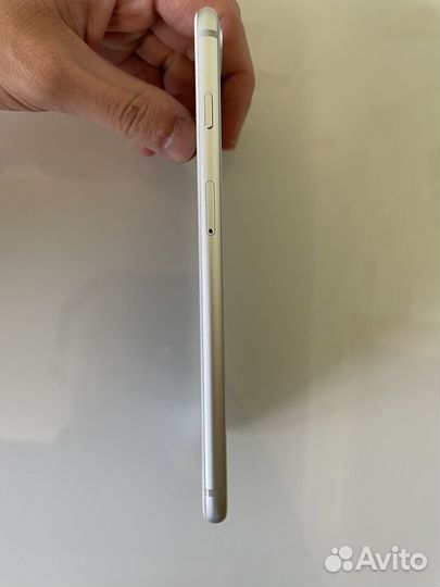 iPhone 8 Plus, 64 ГБ