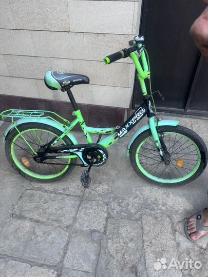 Детский велосипед 18