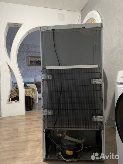 Холодильник маленький