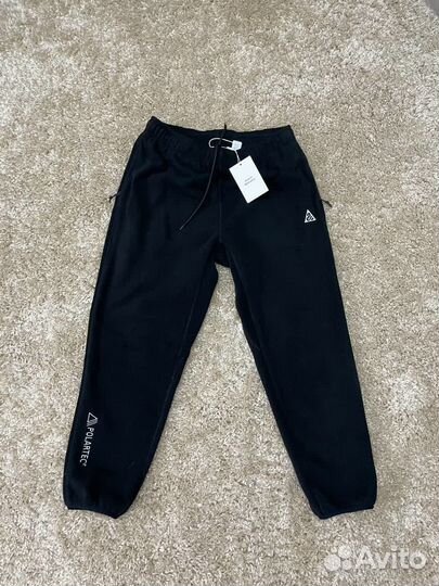 Спортивные штаны Nike ACG черные