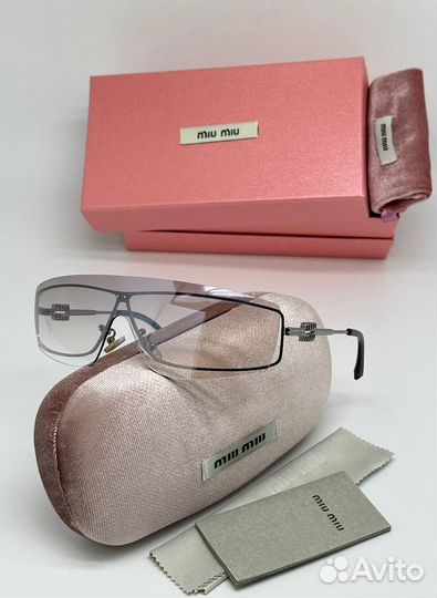 Солнцезащитные очки miu miu