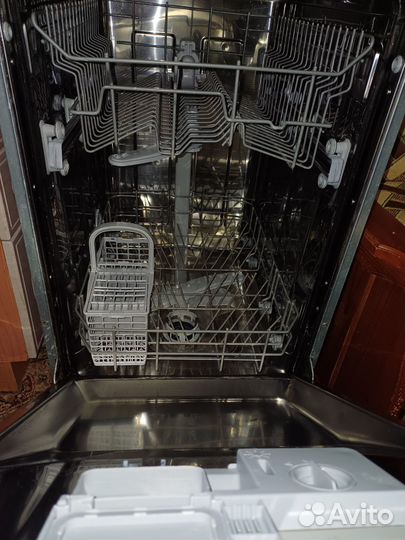 Посудомоечная машина HotPoint ariston 45см