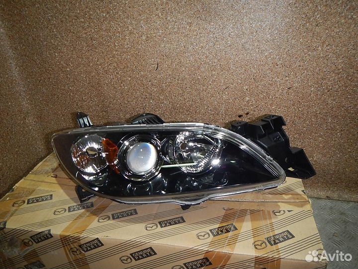 Б/У Б/У Фара правая, Mazda (Мазда) -3 (BK) (02-0