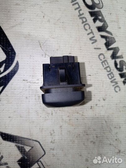 Кнопка Mercedes-Benz Atego