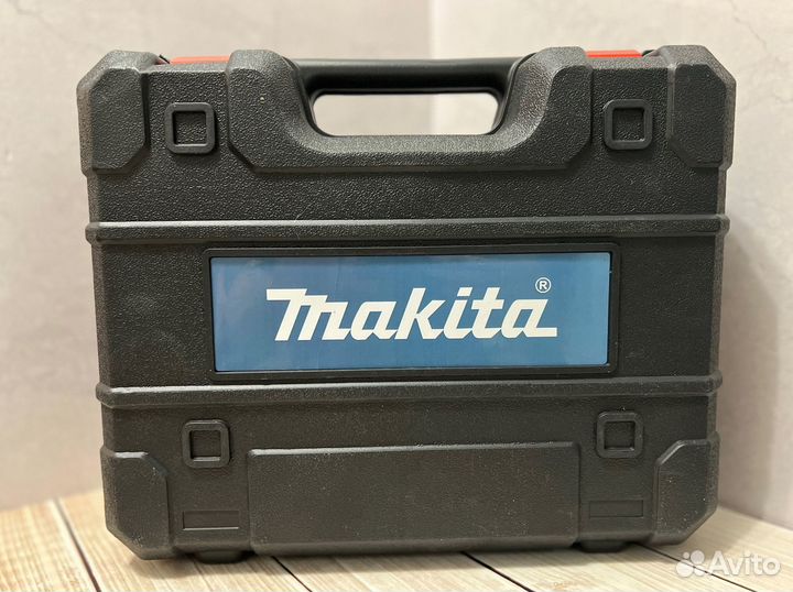 Лобзик Аккумуляторный Makita