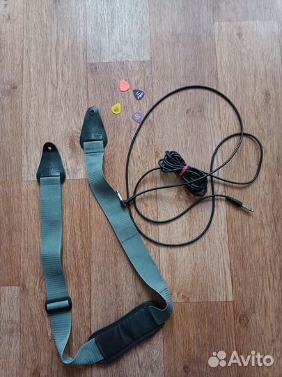 Электрогитара