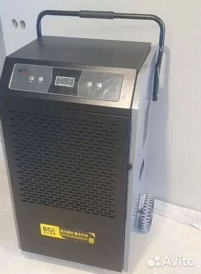 Мощный осушитель до 140 м²