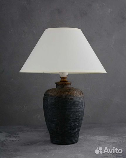 Лампа настольная новая