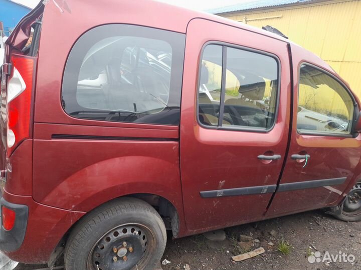 1 кузов по частям Renault Kangoo II