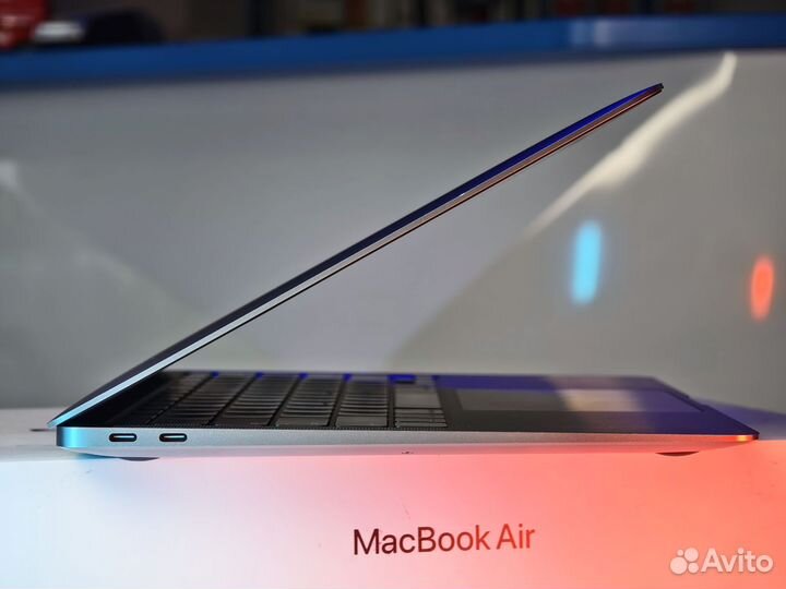 MacBook Air 13 M1/8Gb/512Gb