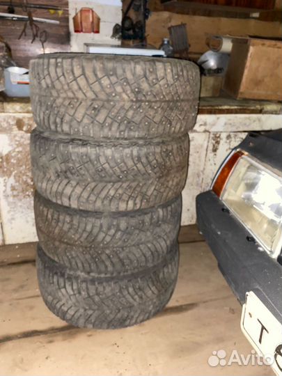 Michelin X-Ice North 4 235/45 R18