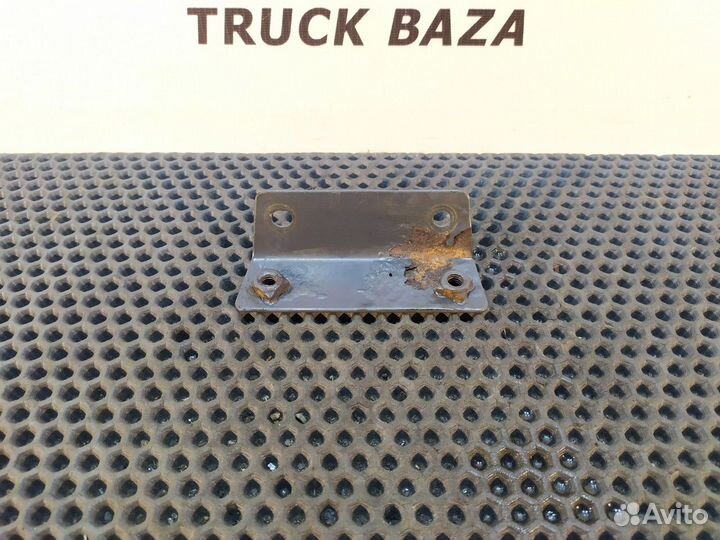 1493385 Кронштейн фары противотуманной