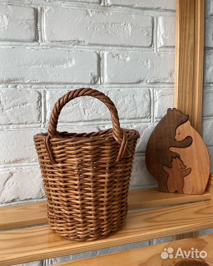 Кашпо из бумажной лозы