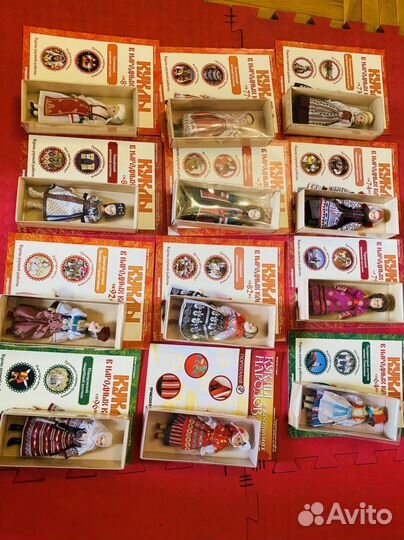 Кукла фарфоровая коллекционная