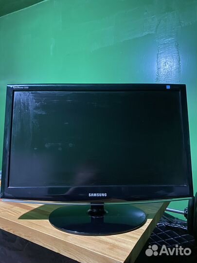 Монитор Samsung