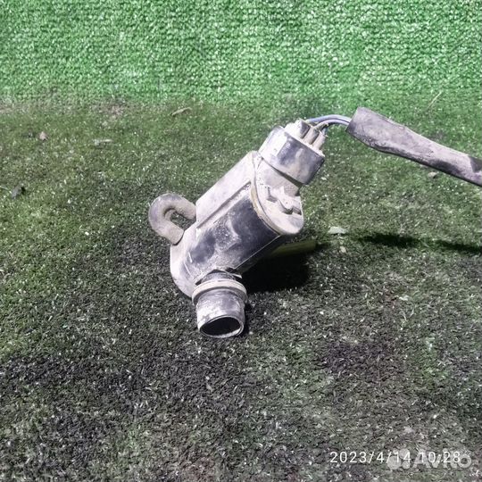 Моторчик стеклоочистителя передний Toyota I (1992—