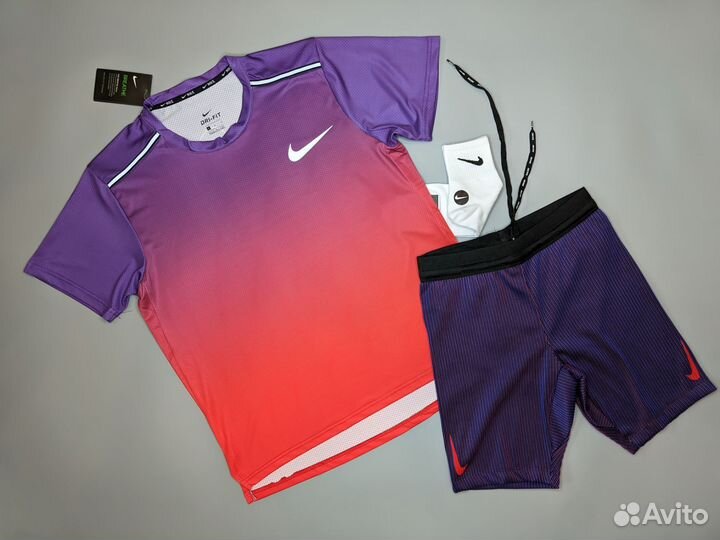 Набор Nike AeroSwift футболка, Тайтсы