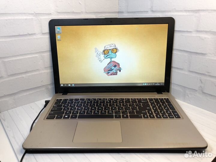 Производительный ноутбук Asus с SSD