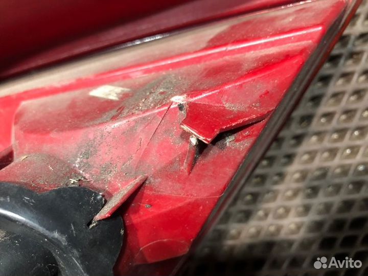 Фонарь правый Peugeot / Citroen 207 WA