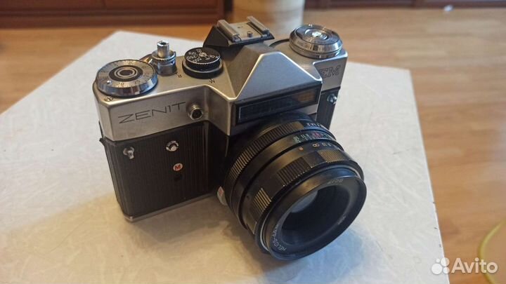Плёночный фотоаппарат Зенит СССР