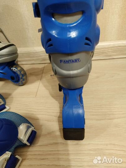 Роликовые коньки р-р 30-33 fantasy с защитой