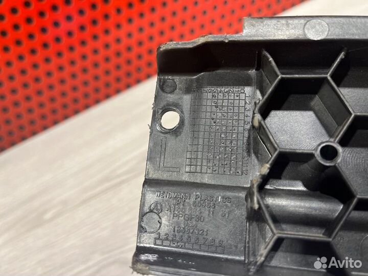 Пластик салона Mercedes-Benz Gle W292 2018