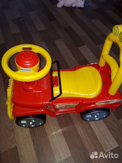 Машинка каталка