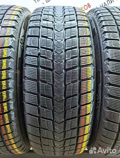 Roadstone Winguard Ice SUV 235/65 R17 108Q