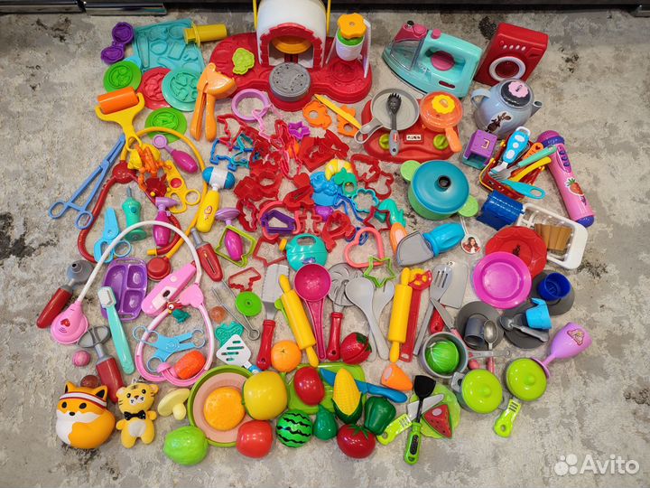 Набор игрушечной посуды