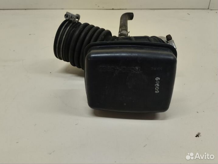 Патрубок воздушного фильтра Nissan Almera Classic