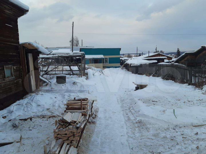 Дом 40 м² на участке 5 сот.