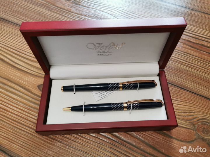 Подарочный набор ручек