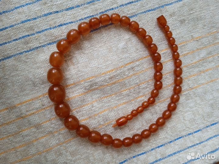 Янтарные бусы-колье СССР