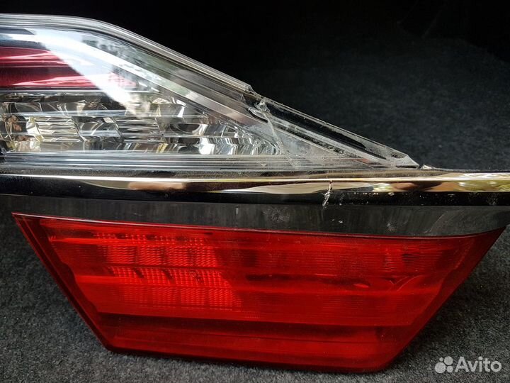 Задний фонарь на Toyota camry 2016 г