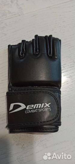Спортивные перчатки demix