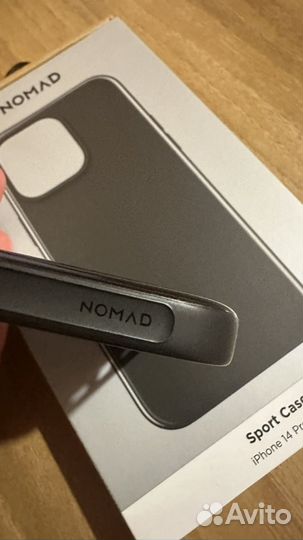 2 чехла Nomad и Mous на 14 pro max